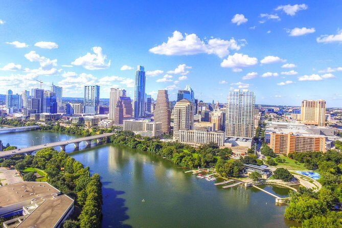 Self-Guided Austin Scavenger Hunt: Birds, Bats, BBQ and Bass - Key Points