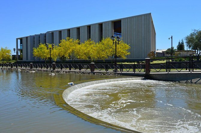 Self-Guided Bakersfield Scavenger Hunt: Resilient Bakersfield - Who Will Enjoy This?