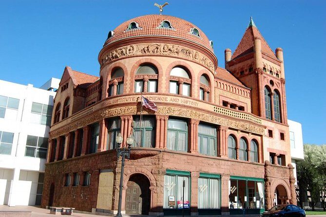 Self-Guided Bridgeport Scavenger Hunt: Connecticut's Sights - Key Points