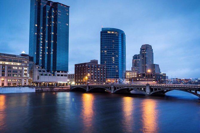 Self-Guided Grand Rapids Scavenger Hunt: Round River City - Key Points