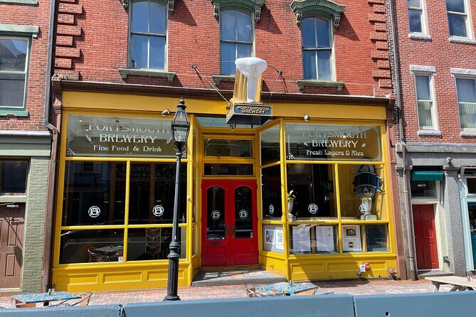Self Guided Haunted Walking Tour in Portsmouth APP/GPS/EMF Reader - Key Points
