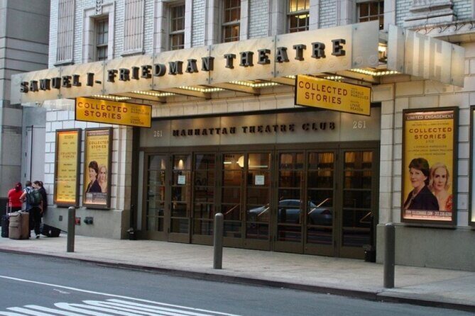 Self-Guided New York Scavenger Hunt: New York's Razzle Dazzle - Exploring Broadway with a Modern Twist