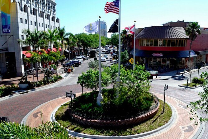 Self-Guided Sarasota Scavenger Hunt: Sarasota Spectacles - The Value and Who Should Consider This Tour