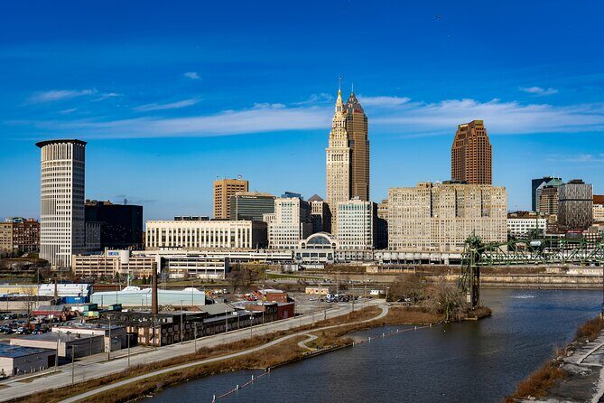 Self-Guided Scavenger Hunt: Cleveland A Ball Round The Mall - User Feedback and Expectations