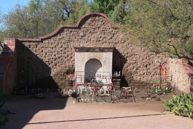 Self-Guided Scavenger Hunt: Desert Oasis - Key Points