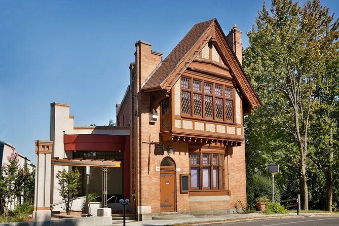 Self-Guided Scavenger Hunt: Huntington A Walk To Remember - Exploring Huntington in a New Way
