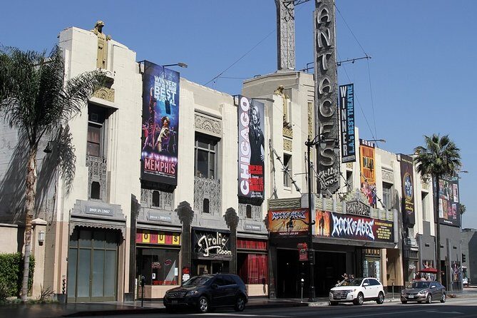 Self Guided Scavenger Hunt: Tinseltown's Biggest Stars - Key Points