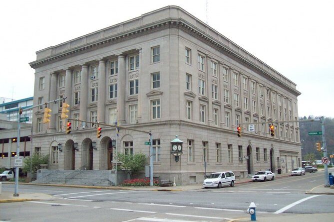 Self-Guided Scavenger Hunt: West Virginias Cultural Crown! - Introduction: An Alternative Way to See Charleston