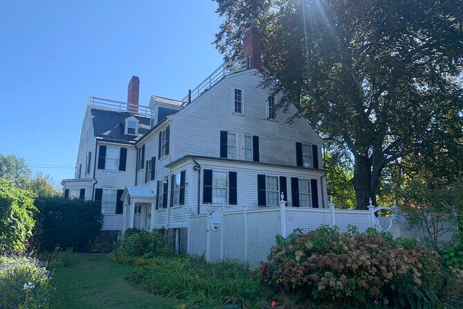Self-Guided Smartphone Ghost Walking Tour in Salem - The Itinerary Breakdown