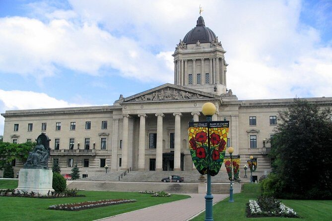 Self-Guided Winnipeg Scavenger Hunt: At The Heart of Canada - A Detailed Look at the Winnipeg Scavenger Hunt