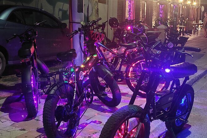Semi-Private Christmas Edition Twilight Glow E-Bike Oranjestad - Who Will Love This Tour?