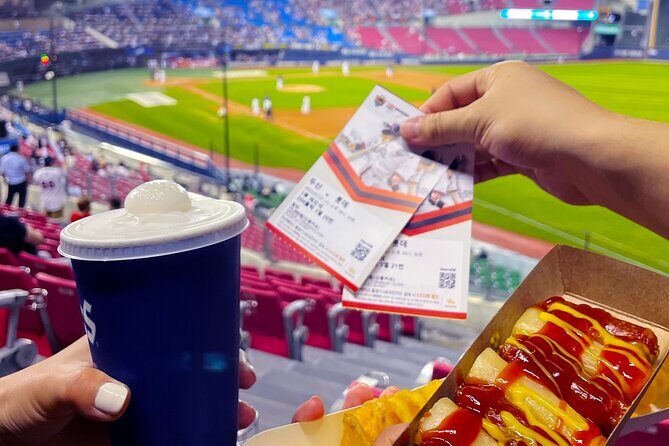 Seoul: Baseball Game Ticket with Dinner/Beer with the host - Key Points