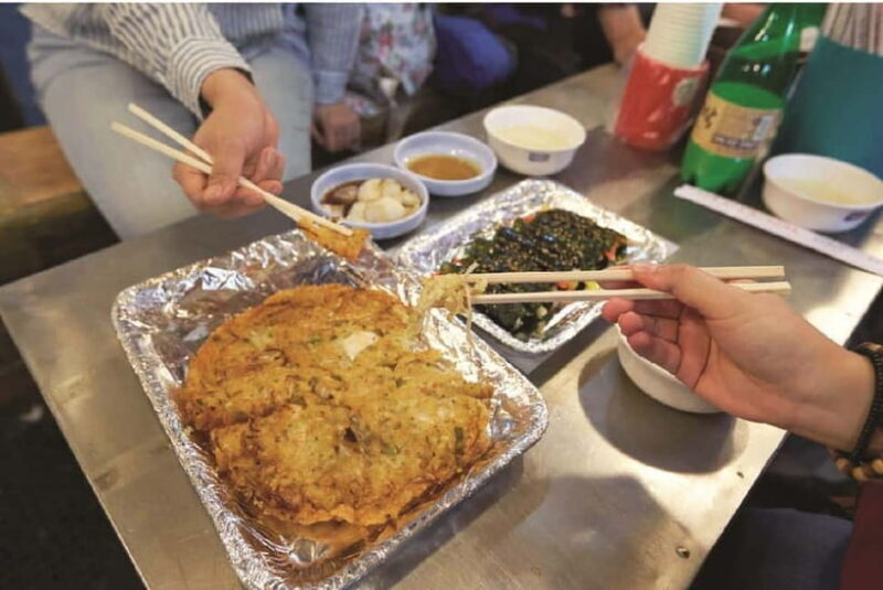 Seoul : Changgyeonggung & Gwangjang Market & Naksan Park - FAQ