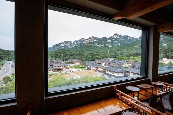 Seoul Cherry Blossom and Hanok Experience Private Car Tour - What Travelers Say