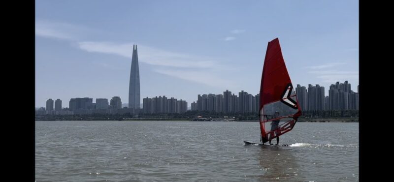 Seoul : Efoil Experience in Han River - Discovering the Han River from a New Angle