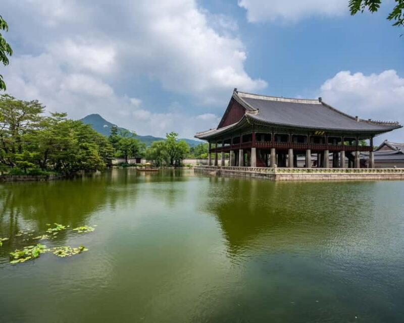 Seoul: Gyeongbokgung Palace Half Day Tour - A Deep Dive into the Gyeongbokgung Experience