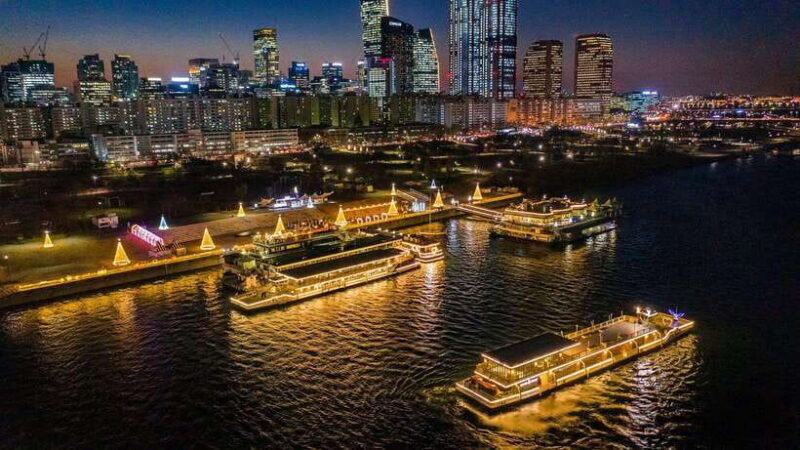 Seoul: Han River Night Picnic & Games with Cruise - Itinerary Breakdown