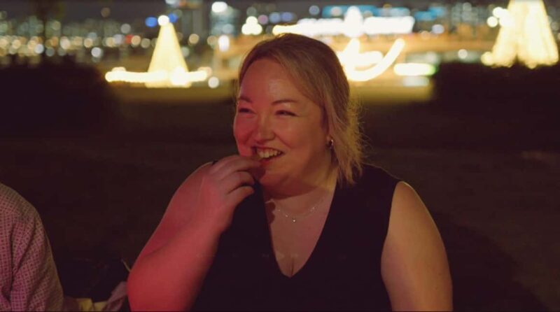 Seoul: Han River Night Picnic & Games with Cruise - The Atmosphere and Guides