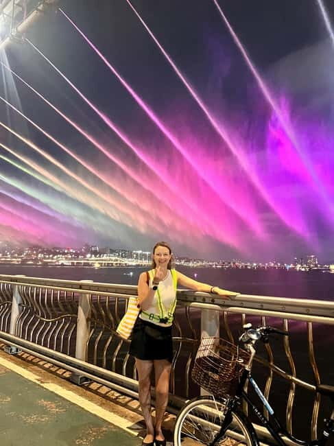 Seoul: Han River Sunset Bike Tour with Rainbow Fountain Show - The Scenic Return and Riverside Ramyeon