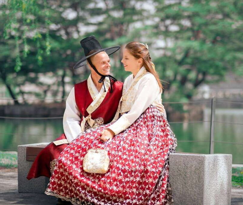 Seoul: Hanbok Rental with Gyeongbokgung Palace Entry - Price and Value Analysis