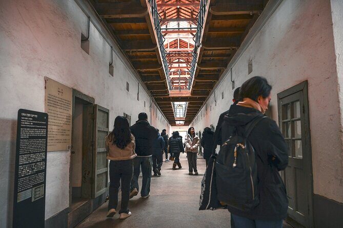 Seoul History Tour: Dark Past & Market Street Flavors - A Deep Dive into the Seoul History Tour: Dark Past & Market Street Flavors