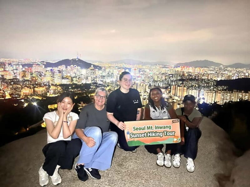 Seoul: Inwangsan Sunset Hike with Guide - Key Points