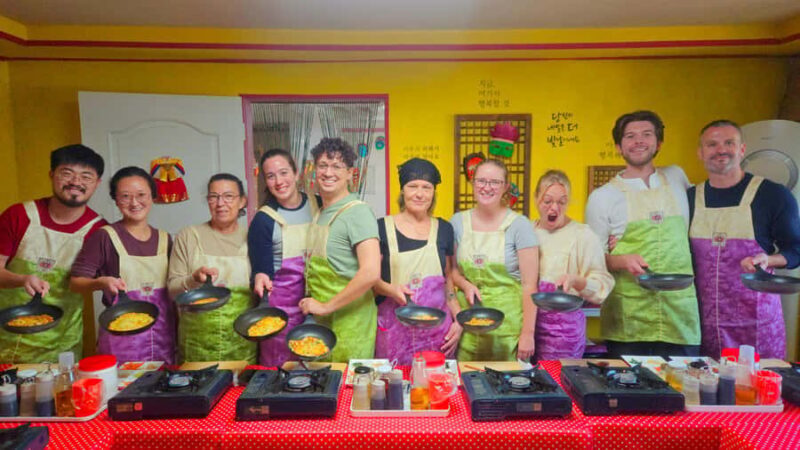 Seoul: Korean Cooking Class at a Local Home and Market Tour - Who Should Consider This Tour?
