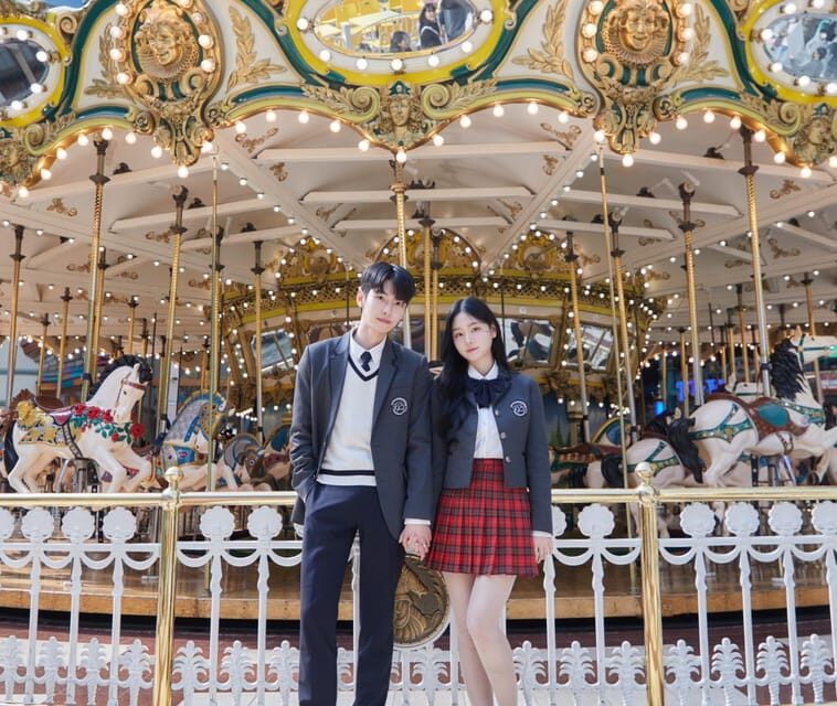 Seoul: Lotte World 1 Day Pass & Korean School Uniform Rental - Key Points