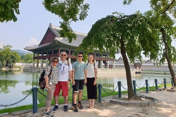 Seoul Private Custom Walking Tour with A Guide (Private Tour) - Key Points