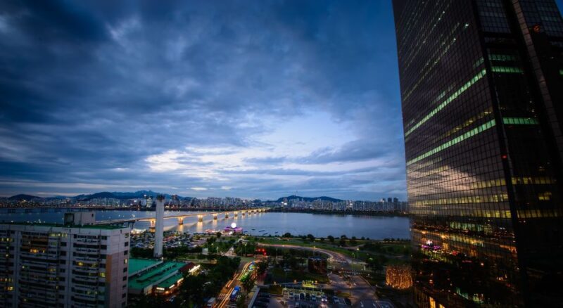 Seoul: Private Walking Tour with a Local - The Cost and What You Get