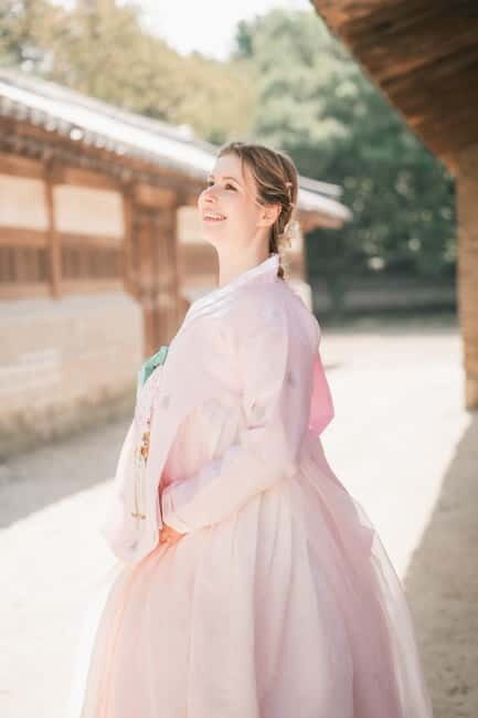 Seoul: Professional Hanbok Photography at Gyeongbok Palace - The Sum Up