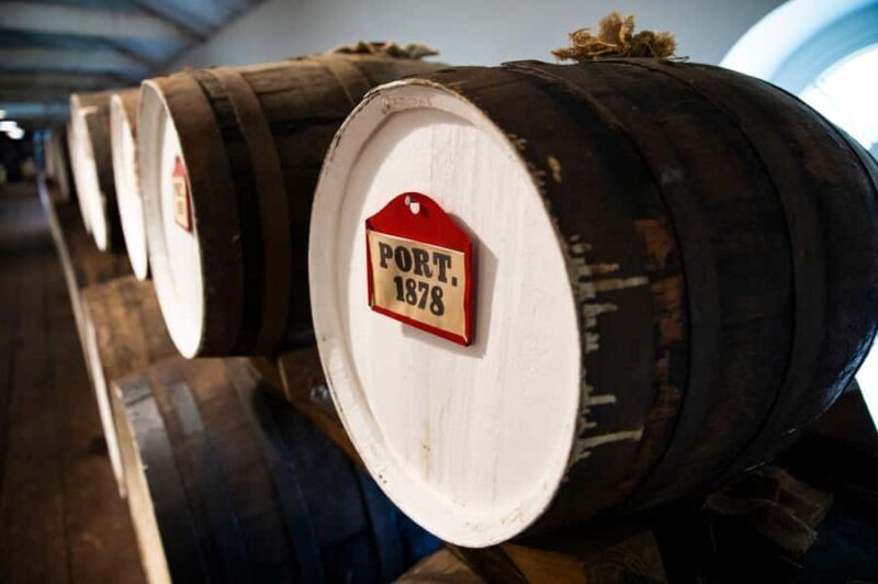 Seppeltsfield Winery: Tour and 100-Year-Old Wine Tasting - An In-Depth Look at the Tour Experience