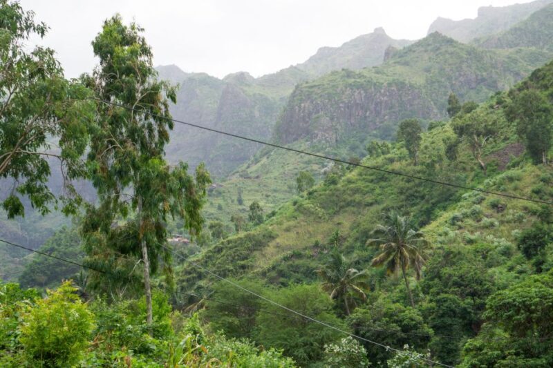 Serra Malagueta Natural Park: Hike to Gongon Valley & Lunch - Introduction: A Guided Adventure into Santiagos Wilderness