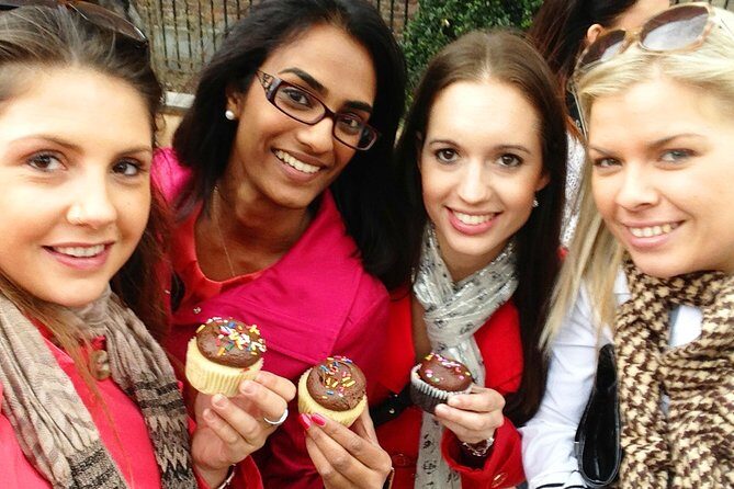 Sex and the City Hotspots Bus Tour - Starting Point and Overall Experience