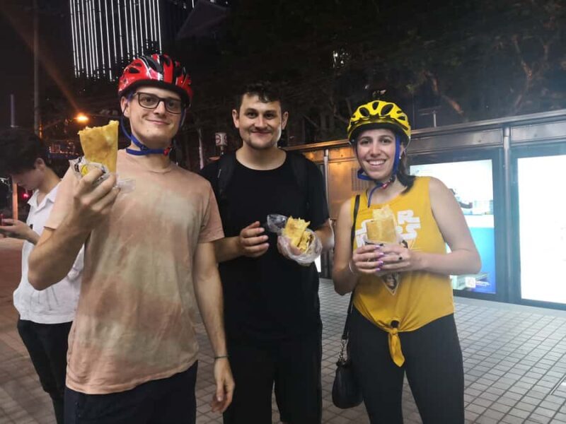 Shanghai: 4-Hour Nightlife Adventure & Tasting Bike Tour - Discovering Shanghai’s Nightscape by Bike