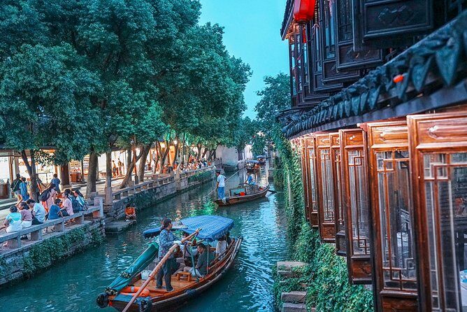 Shanghai Bus Tour:Yu Garden,Chenghuang,Zhujiajiao Water Town,Bund - FAQ