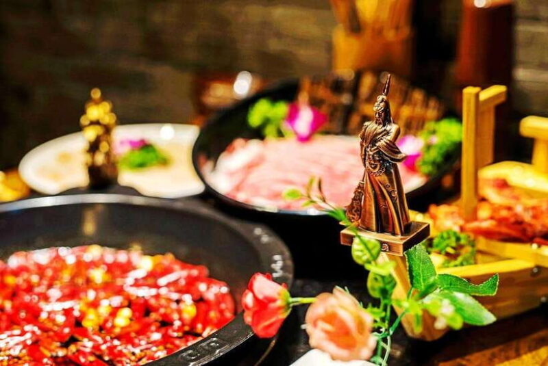 Shanghai By Night: Amazing River Cruise and Hot Pot Dinning - The Sum Up: Who Is This Tour Best For?