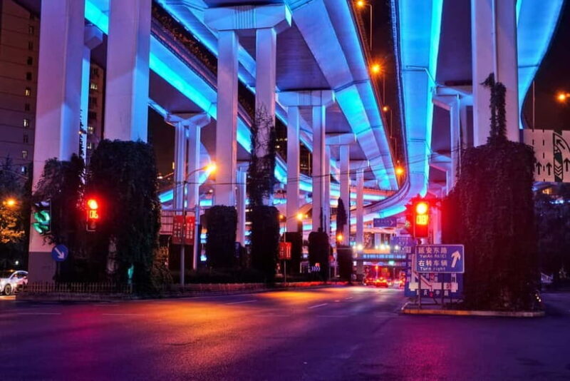 Shanghai Customized tour with local guide - Key Points