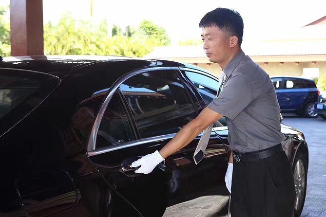 Shanghai Downtown Hotel to Baoshan Cruise Port:Private with Meet & Greet service - What to Expect from Your Private Transfer