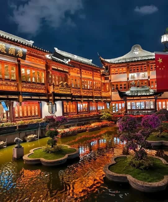 Shanghai: Jing'an Temple, Yu Garden, and Bazaar Private Tour - Key Points