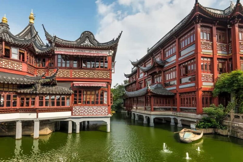 Shanghai: Jing'an Temple, Yu Garden, and Bazaar Private Tour - A Closer Look at the Itinerary
