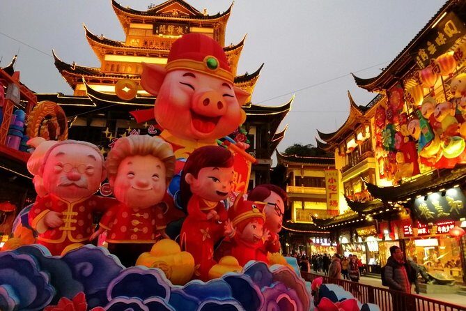 Shanghai Private Night Tour with Dim Sum Dinner - Who Should Book This Tour?