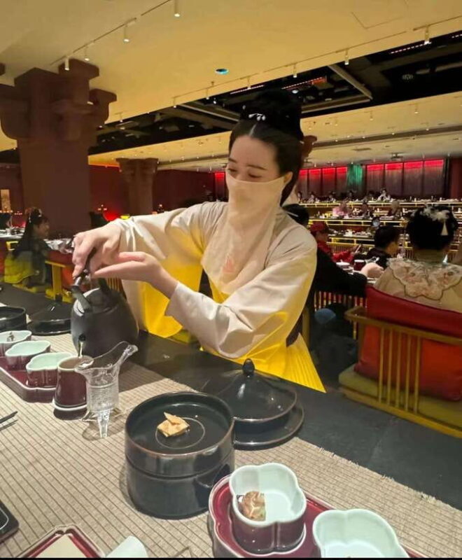 Shanghai: Royal Banquet with Chinese Cultural Performance - An In-Depth Look at the Experience