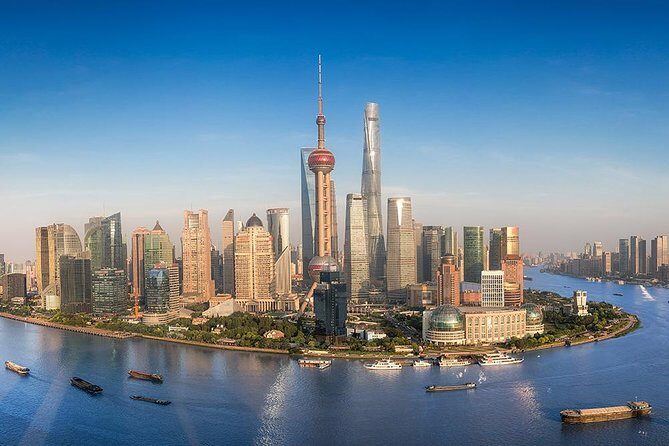 Shanghai Tower (The Top of Shanghai) Ticket Booking - A Modern Marvel with a Practical Edge