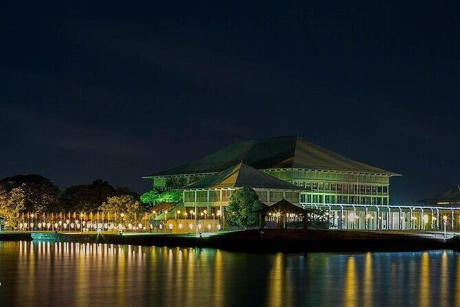 Shangri-La Colombo City Tour. - An In-Depth Look at the Colombo City Tour