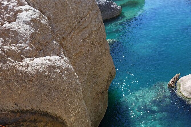 Shared Guided Canyoneering Experience in Snake Canyon of Oman - An In-Depth Look at the Canyoneering Tour