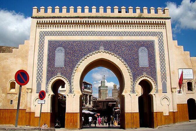 Shared Half Day Guided Fes Tour with Local Guide - Introduction to Fez’s Iconic Bab Boujloud