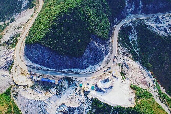 Shared Mai Chau Valley Bus and Hiking Experience - The Itinerary: A Day-by-Day Breakdown