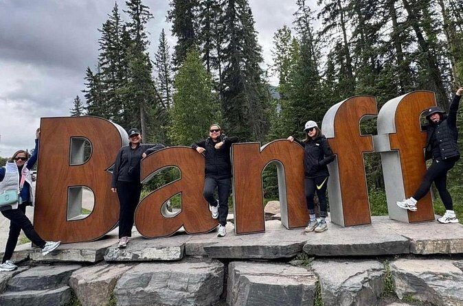 Shared Tour: Emerald Lake Lake Louise & Moraine Lake from Calgary - Real Traveler Perspectives