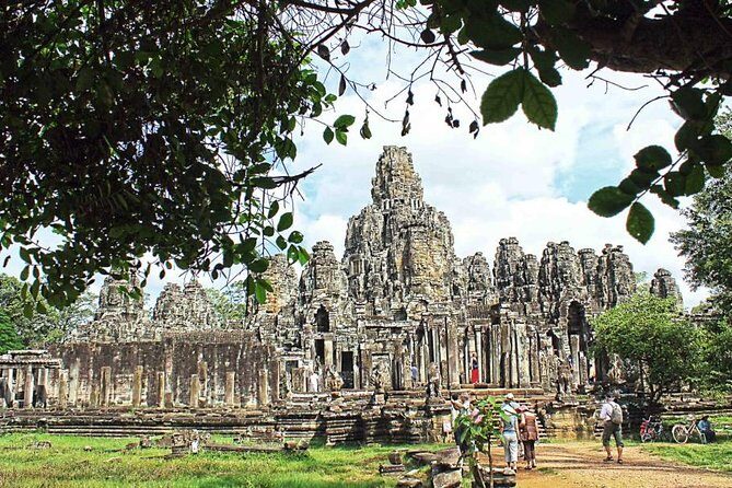 Shared Tour to Angkor Wat, Bayon and Ta Prohm Temples - What the Reviews Say